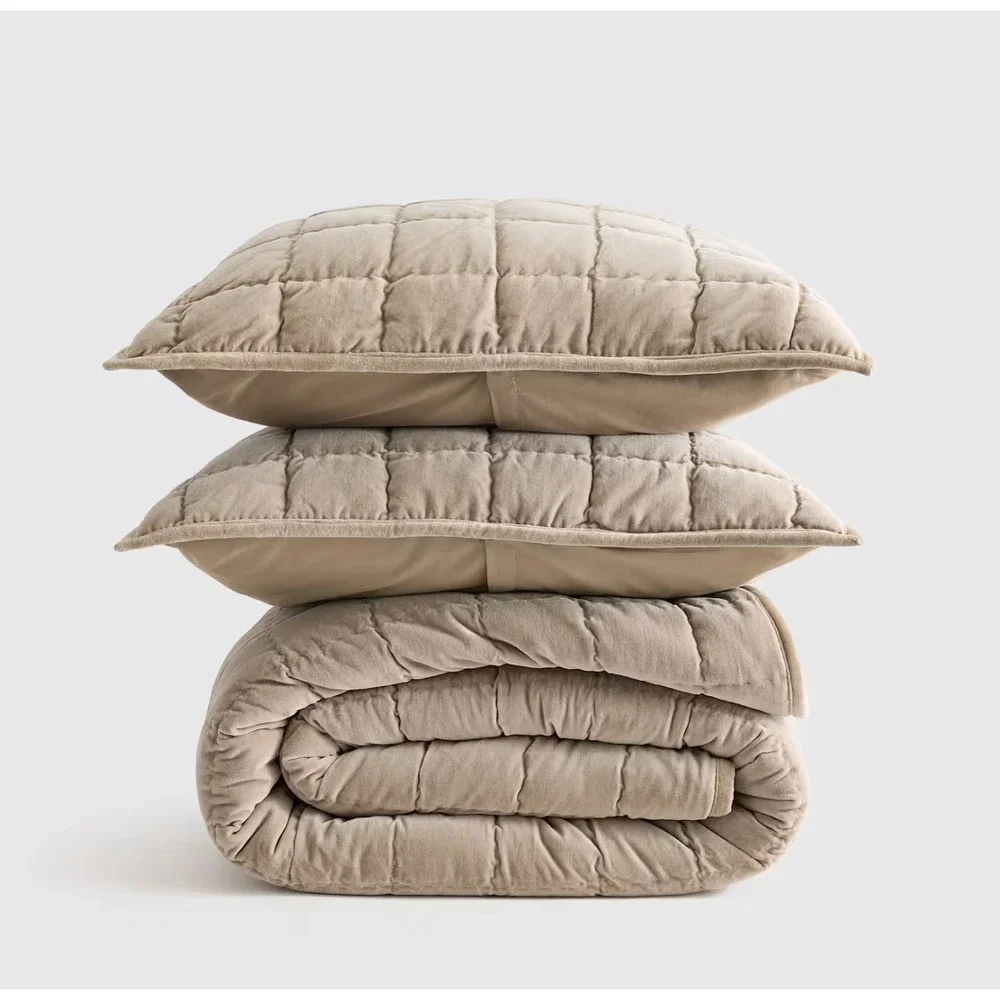 Quince Cotton Velvet Quilt Set Light Taupe Full/Queen Size (Quilt with Shams)